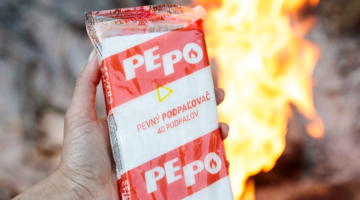 Revoluční PE-PO: Pevný podpalovač pro spolehlivé a snadné rozdělání ohně